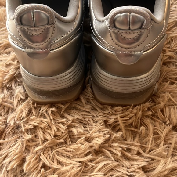 Cardi B x Wmns Classic Leather 'Silver Metallic Pewter' - Picture 4 of 5